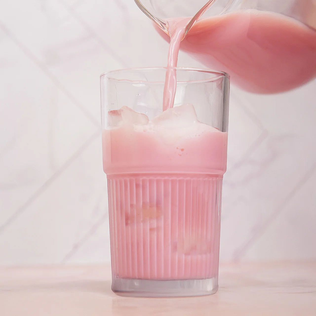 Strawberry Matcha - Image 4